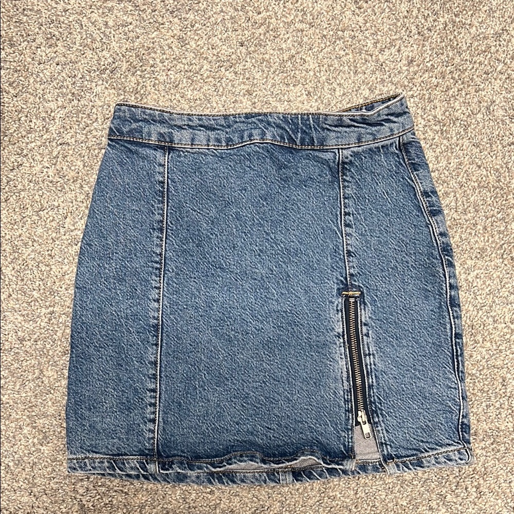 Free People Denim Mini Skirt w/ Zipper Detail